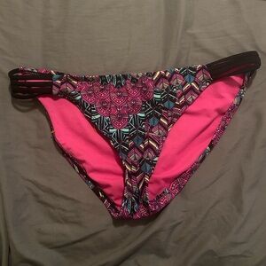 Xhilaration Pink and Black Geometric Bikini Bottom sz medium